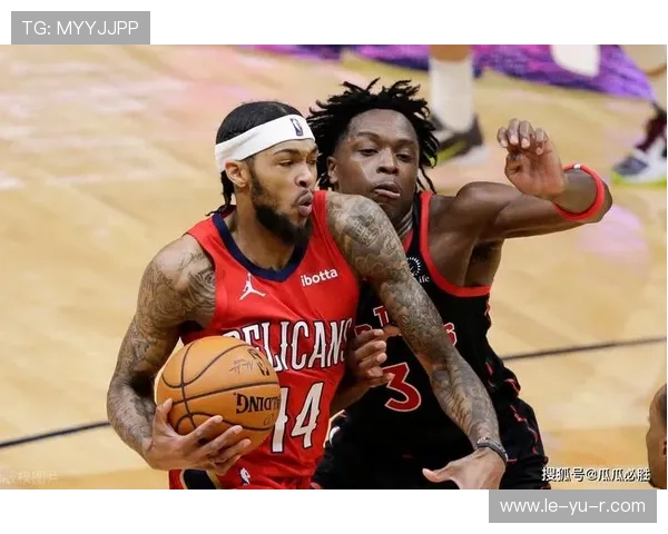 越南队金星战袍亮相 引爆赛场关注