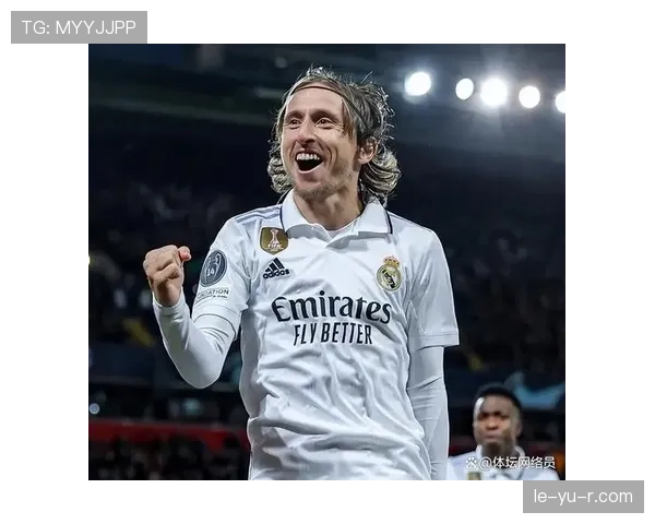 巨星闪耀！足坛顶级球星高光时刻引爆赛场