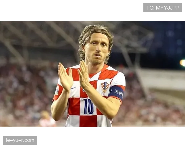 莫德里奇状态回暖，足球智慧传承引关注