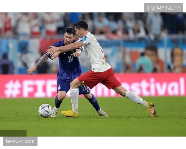 西甲闪电军团状态稳健，持续领跑争冠行列