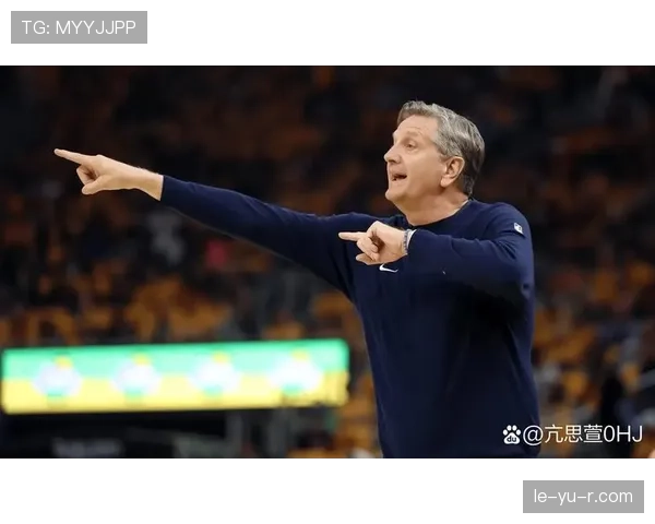 兰德尔背打效率提升较上季对位内线更具威胁 兰德尔背打效率提升较上季对位内线更具威胁